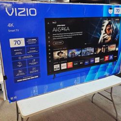70 Tv $55 Down On Finacing Free Delivery 6 Month Warranty 70 Vizio Smart 4k Hdtv 