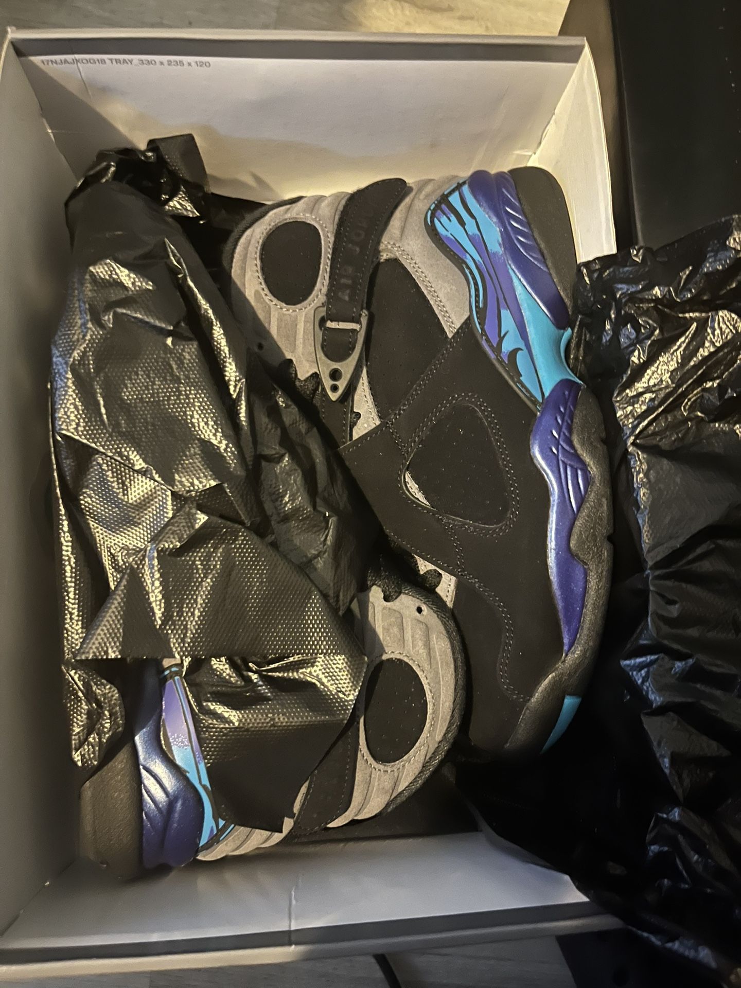 Jordan 8’s size 7 1/2