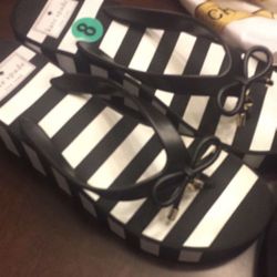 Cute Kate Spade ♠️ Flip Flops 👡 size 8