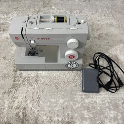 Singer Heavy Duty 4423