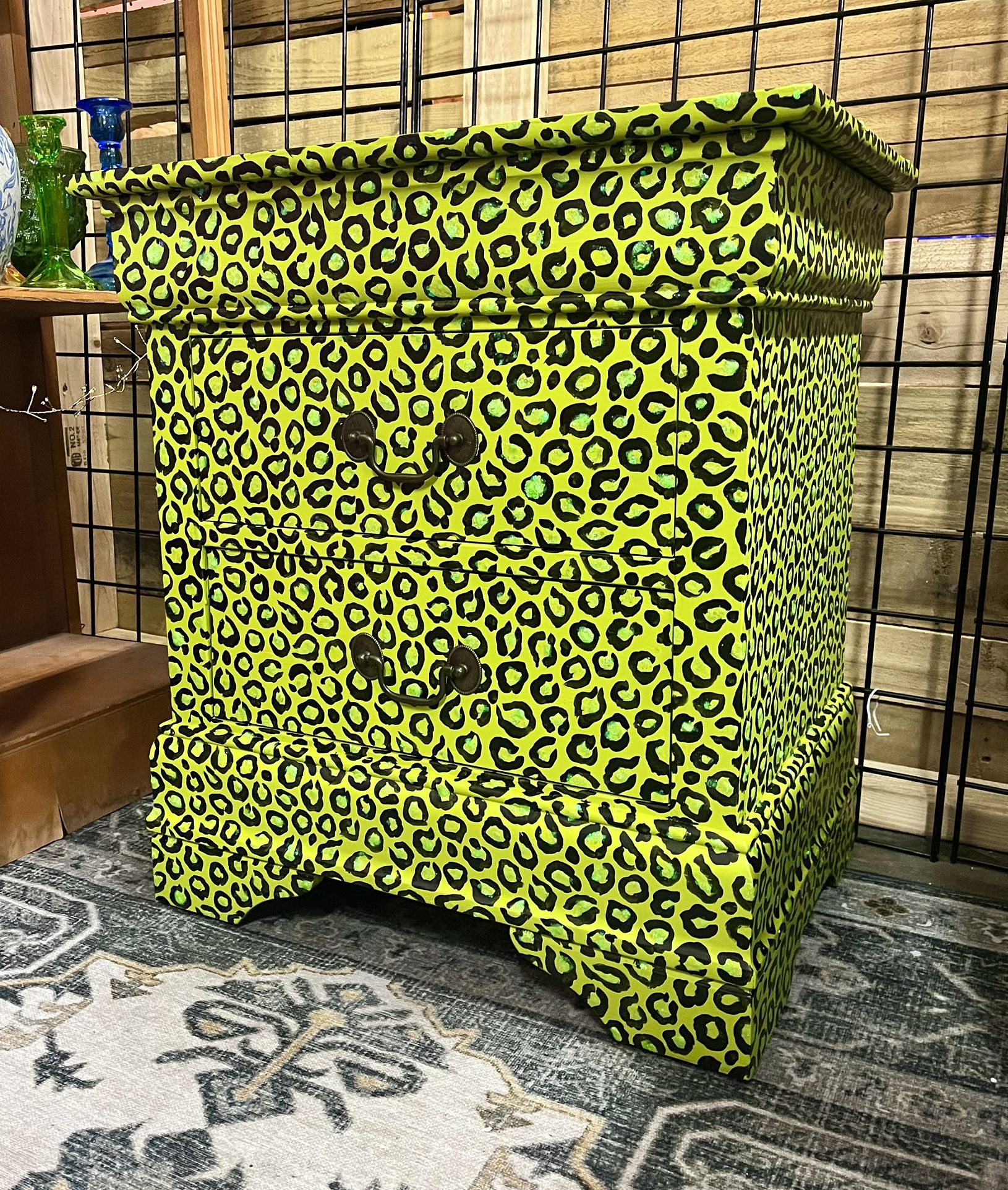 Leopard-Print End table/Nightstand