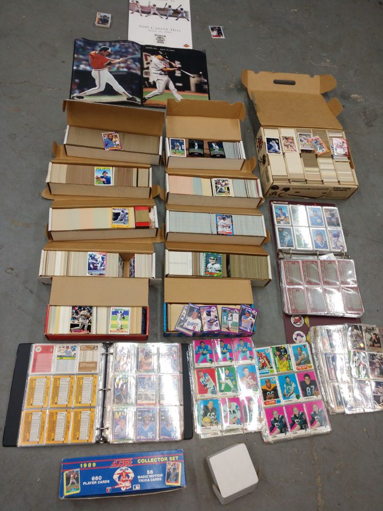 Huge collection of baseball cards
