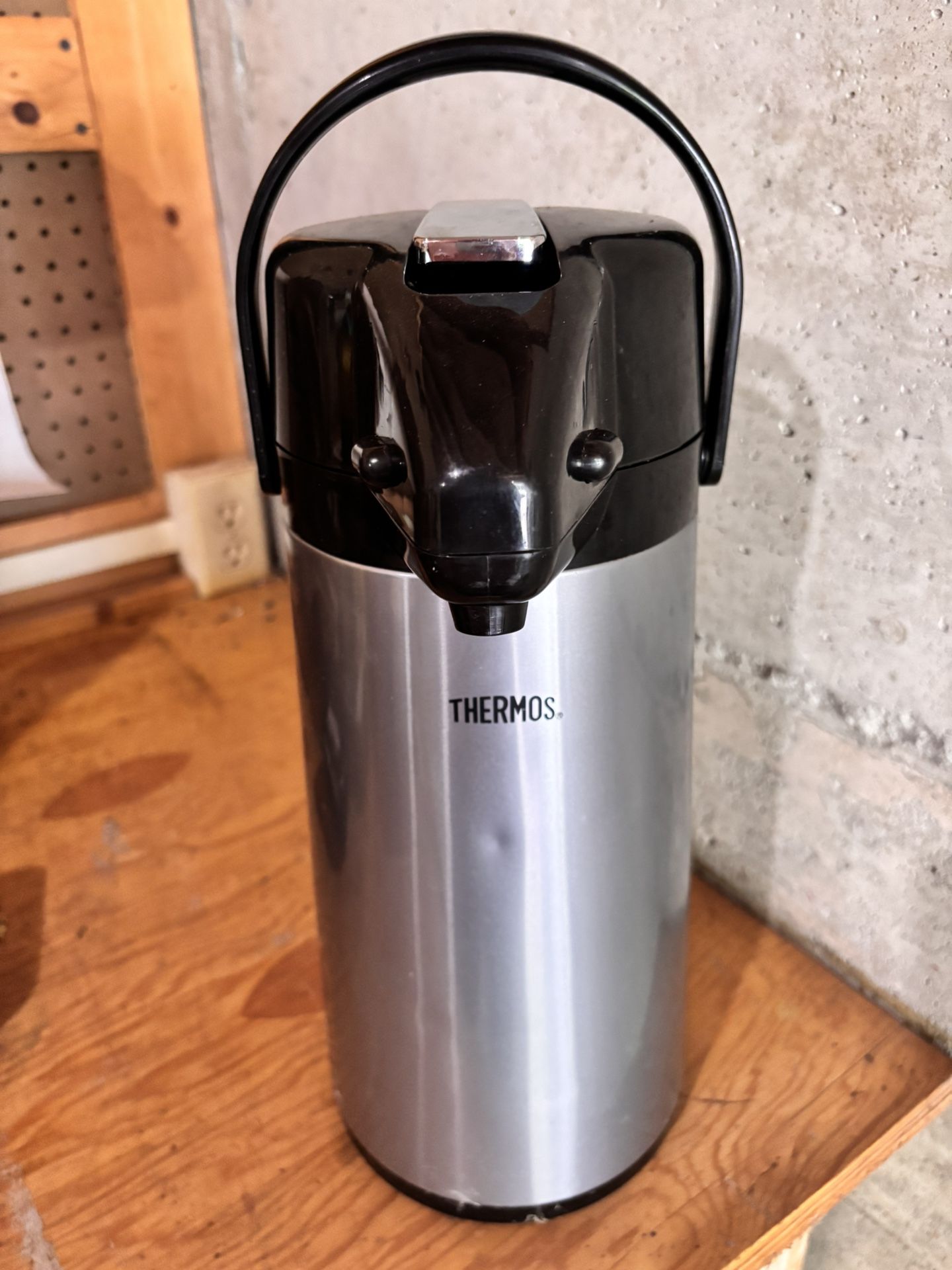Thermos Brand Hot Drink Dispenser 