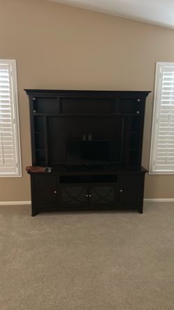 Lighted entertainment center