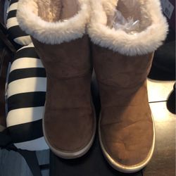 Low Boots