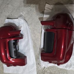 Harley Lowers.with Speaker Enclosure 