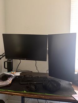 24" HP monitors (1080p)