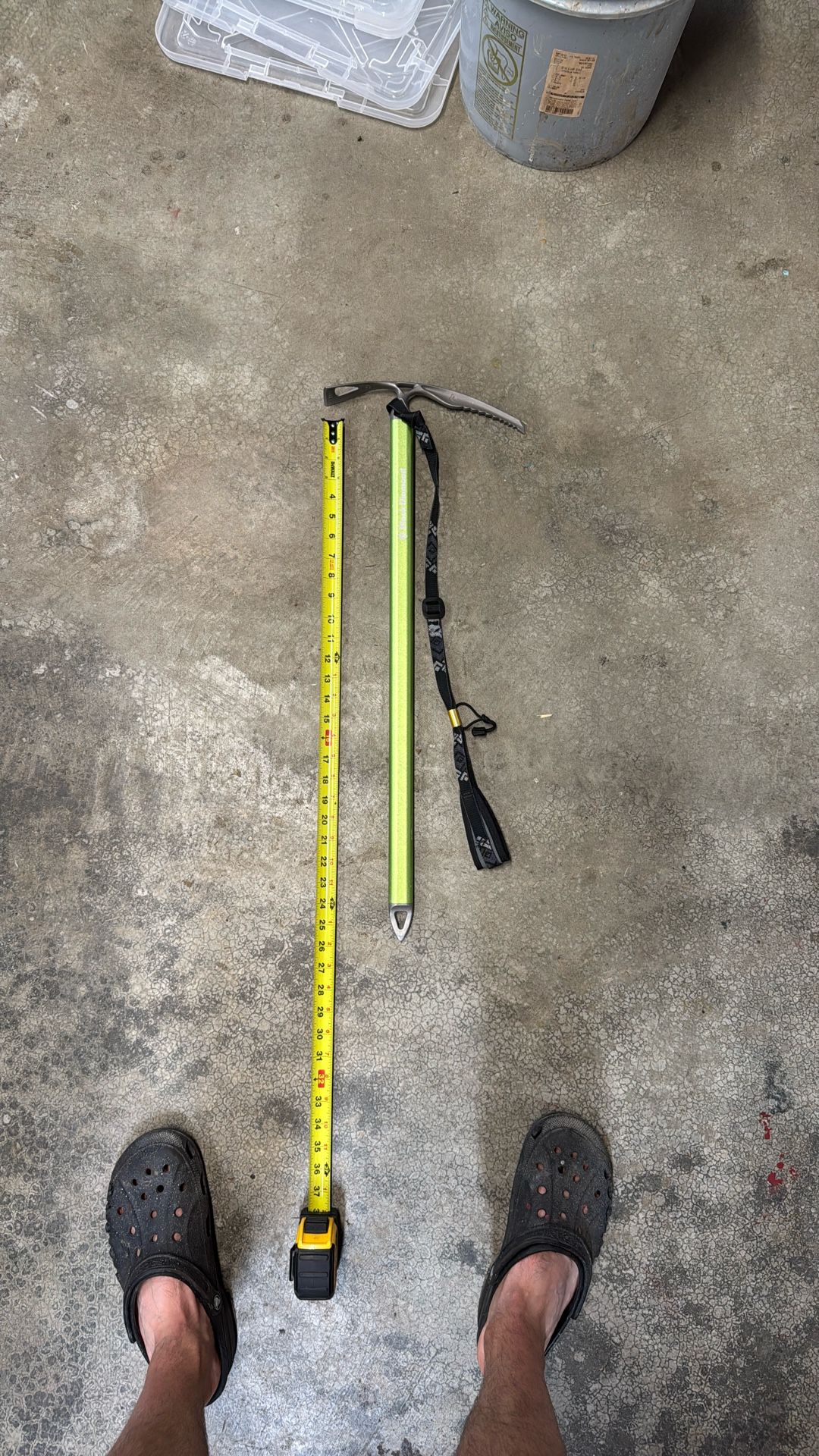 Black Diamond Raven Ice Axe