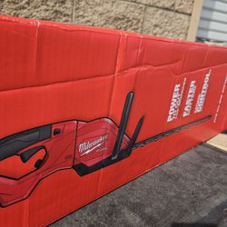 Milwaukee


$279.00


M18 FUEL 18-Volt 24
in. Brushless Cordless
Battery Powered Hedge
Trimmer (Tool-Only)