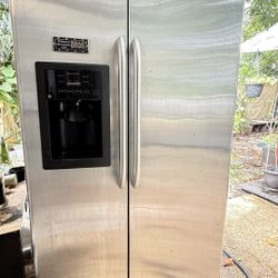 nevera en buen estado 