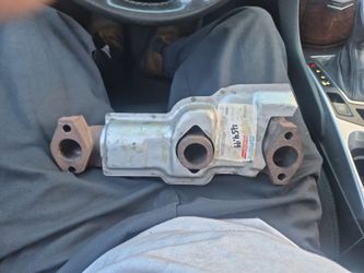 Exhaust manifold Mopar brand new