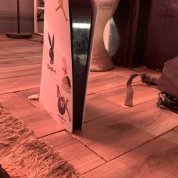 Ps5 Digital/ PS4 Slim Both In Perfect Condition Everything Works Fine Ps5 Has Cords And One Controller And PS4 Comes With No Cords Or Controller only 