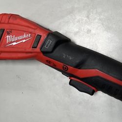 Milwaukee M12 12V Lithium-Ion Cordless Copper Tubing Cutter (Tool-Only)