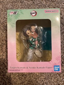 Demon Slayer Tanjiro and Nezuko figure