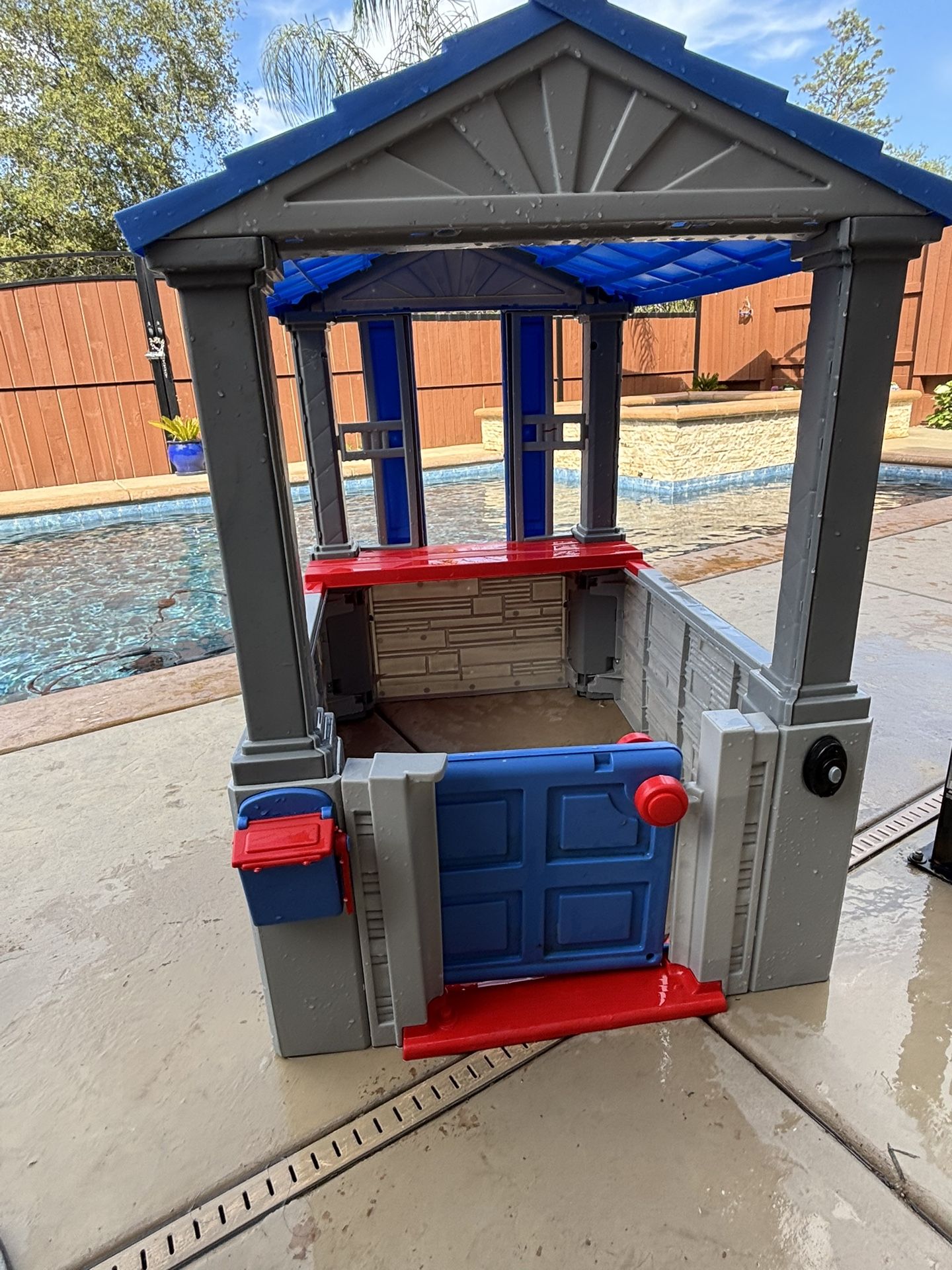 Toddler Outdoor Play House