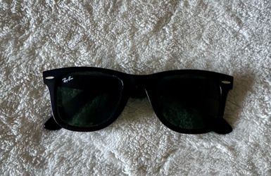 Black Rayban Sunglasses