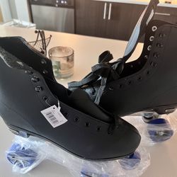 New Men’s Skates Size 10
