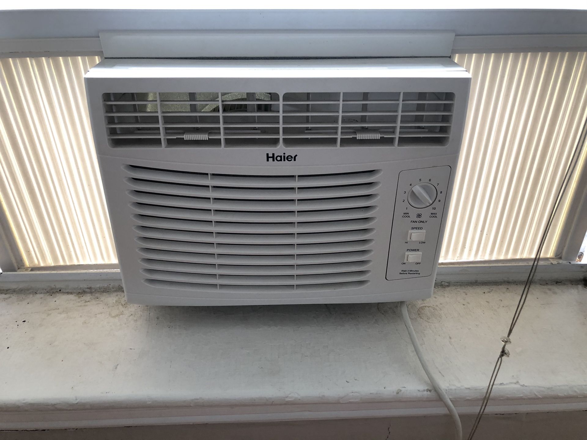 Haier window Air Conditioner unit