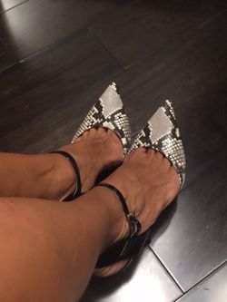 Michael Kors pump shoes