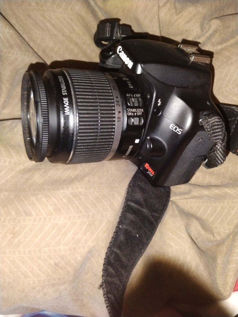 Canon E0S REBEL XS With Bag An Charger $75