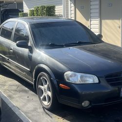 2000 Nissan Maxima