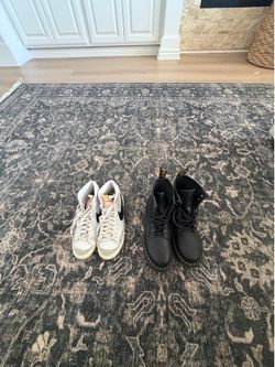 Barely worn women’s shoes