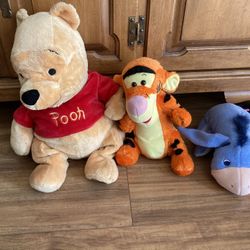 Winnie The Pooh Characters Read Description 