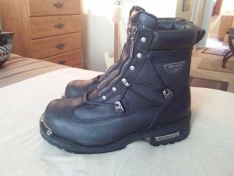 Only worn once Milwaukee riding boots great condition size 10