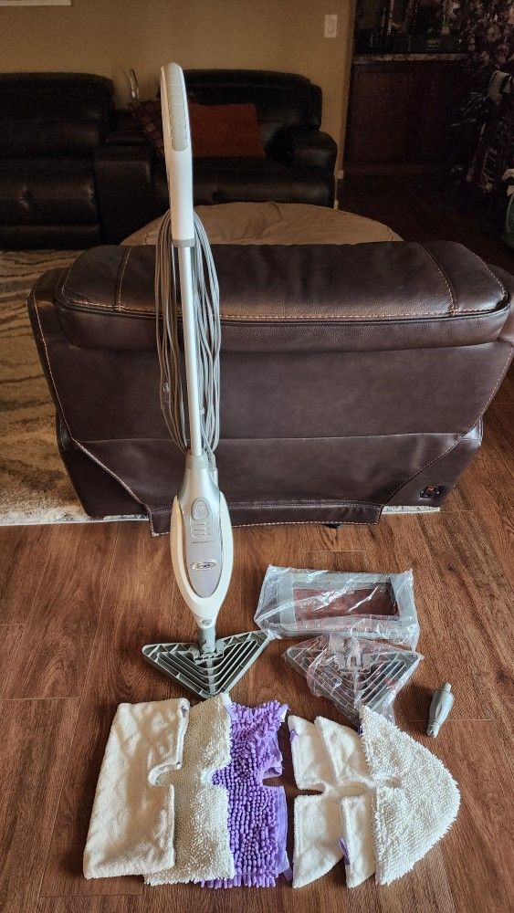 Shark Hot Steam Mop With Replacement Heads