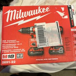 Milwaukee M18 Drill And Impact Driver 