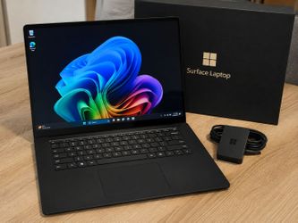 Microsoft Surface Laptop 15" – 16GB RAM / 1TB SSD – Black