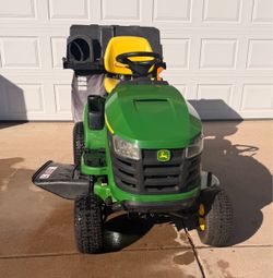 Tractor John Deer s110
