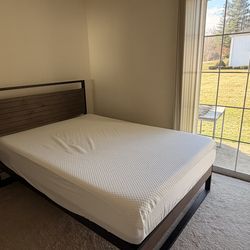 FULL Sz Bed Frame and Mattress. Negotiable‼️Strictly interested only‼️