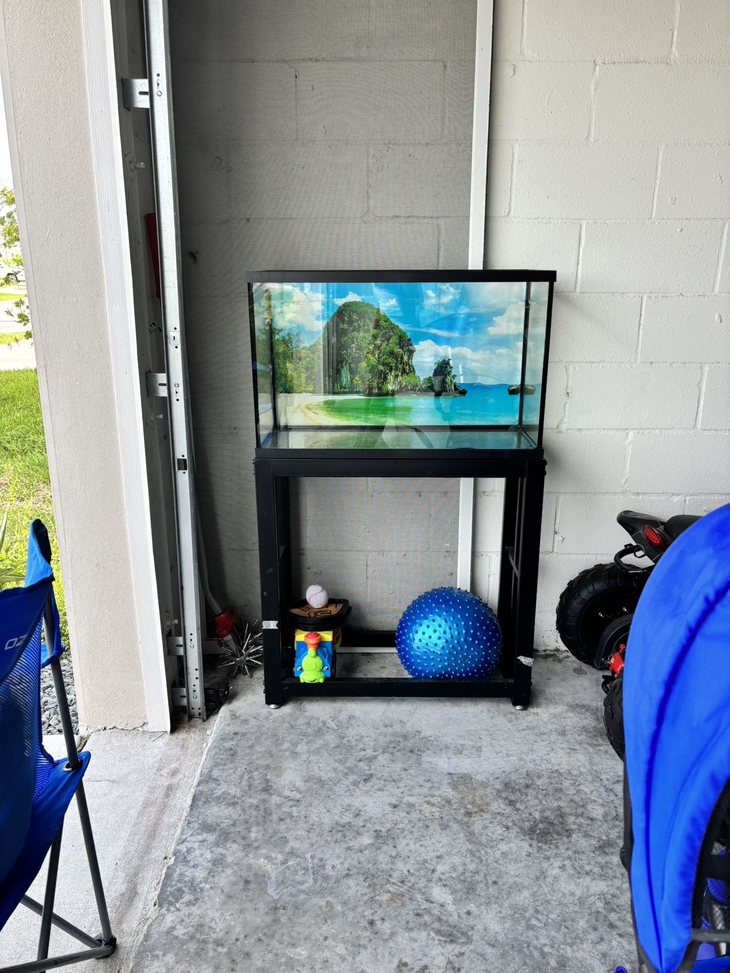 Fish tank