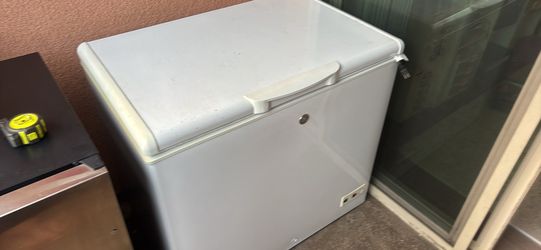 GE chest freezer