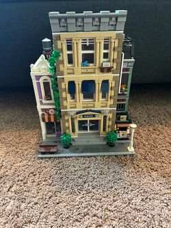 LEGO Icons Police station 10278
