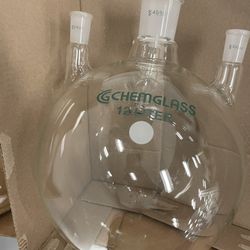 Laboratory Beakers And Condensers