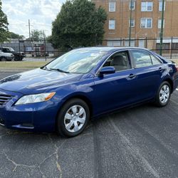 🚘 2009 Toyota Camry  LE 4D 🚗