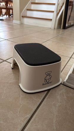 BabyBjorn step stool