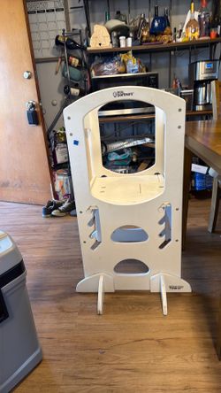 Little Partners Toddler Stand
