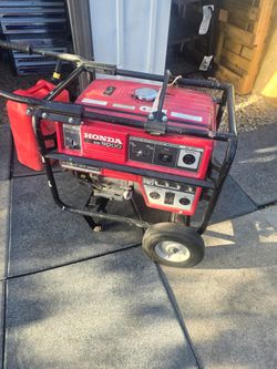 Honda EB 5000X Gas Generator (PLEASE READ DESCRIPTION)
