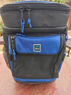 Cooler backpack, with wheels