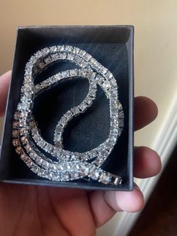 Diamond tennis chain