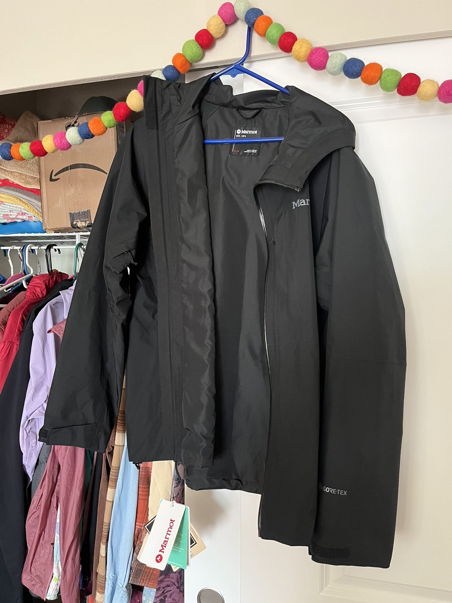 Marmot Women’s Waypoint Gore-Tex Rain Jacket, XL