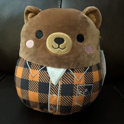 8” Squishmallow Bear Omar Plaid Outfit