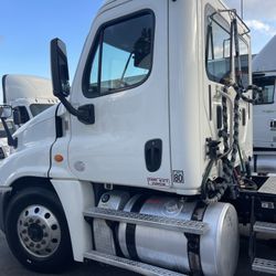 2016 Freightliner Cascadia