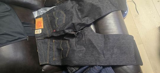 30x30  Levi 501 mens
