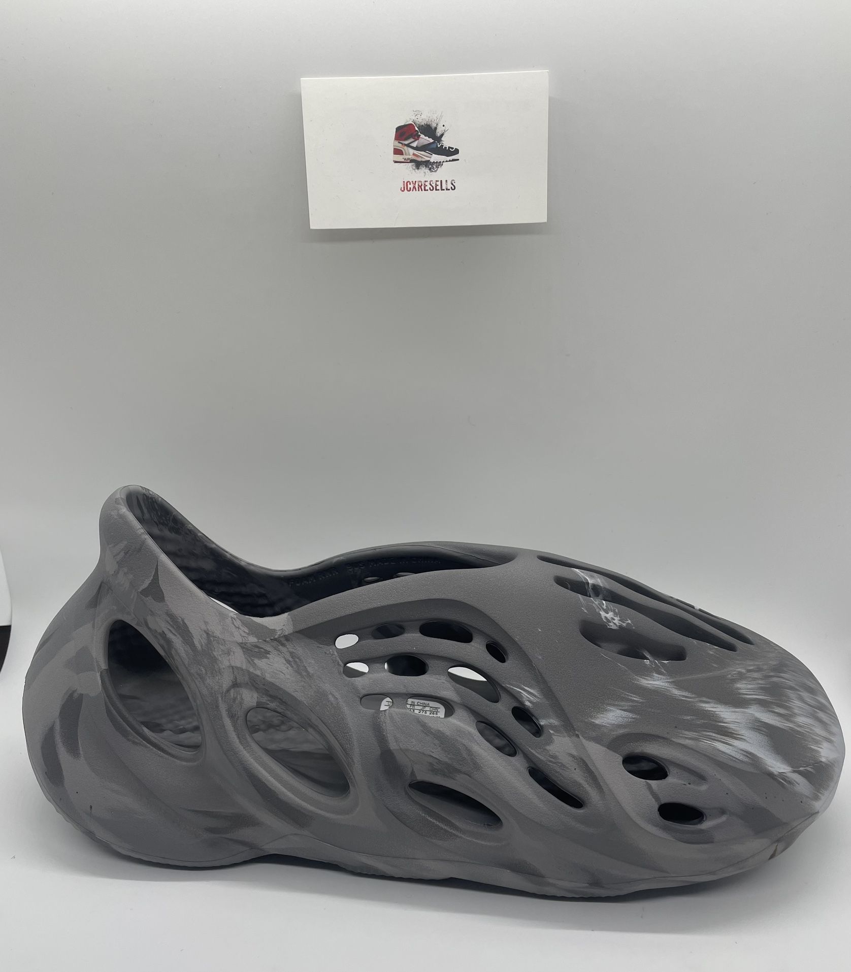 Adidas Yeezy Foam Runner “MX Granite” 🌫️