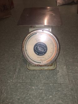 Vintage Accu-weigh dial scale
