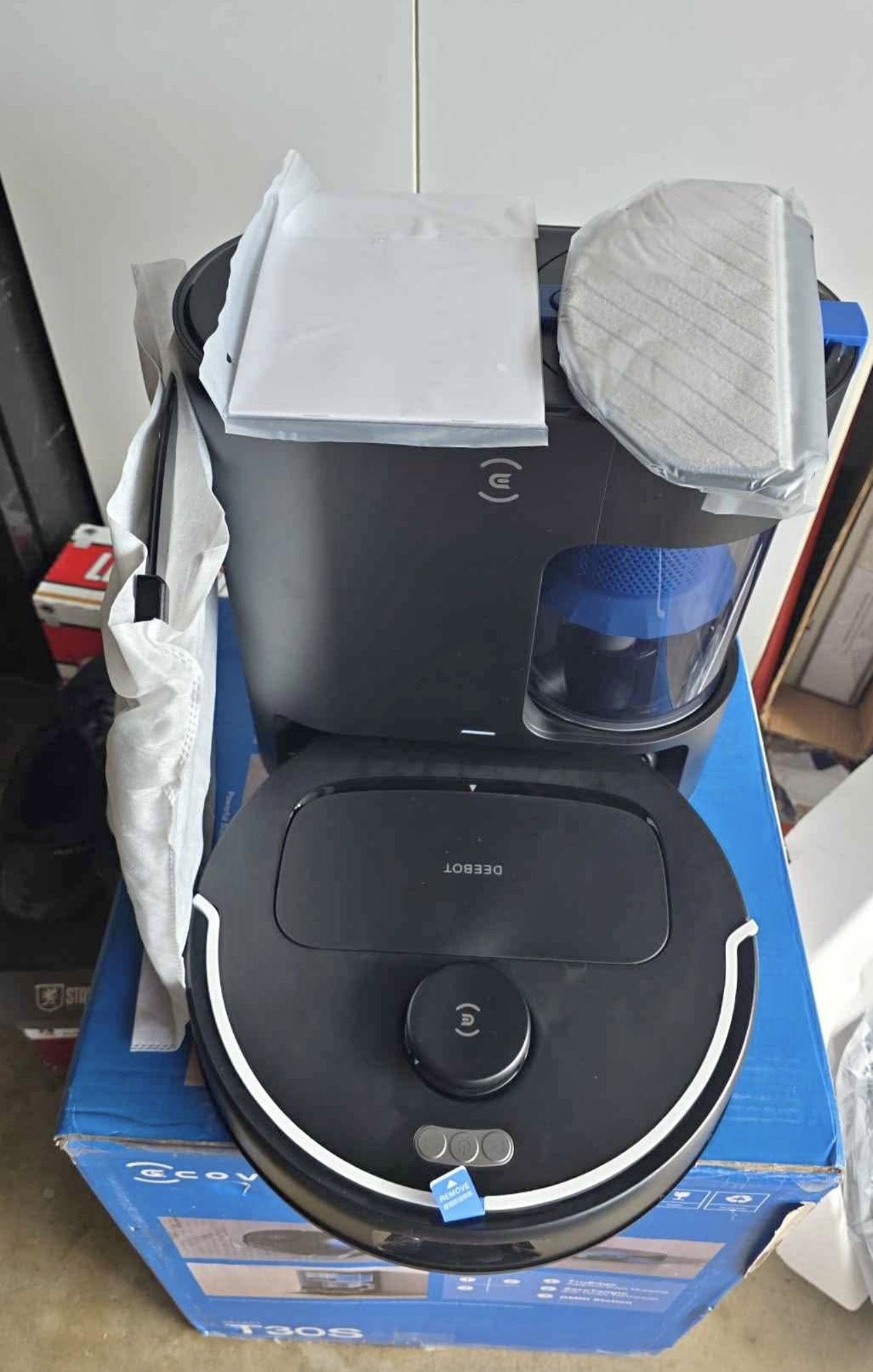 DEEBOT ROBOTIC FLOOR CLEANER